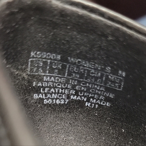 Rockport Adiprene Black Leather Pumps - Picture 6 of 6